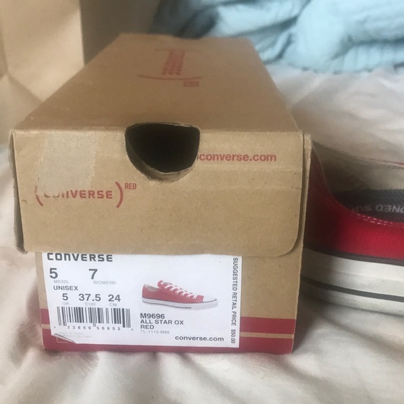 Women’s converse - Picture 2 of 5